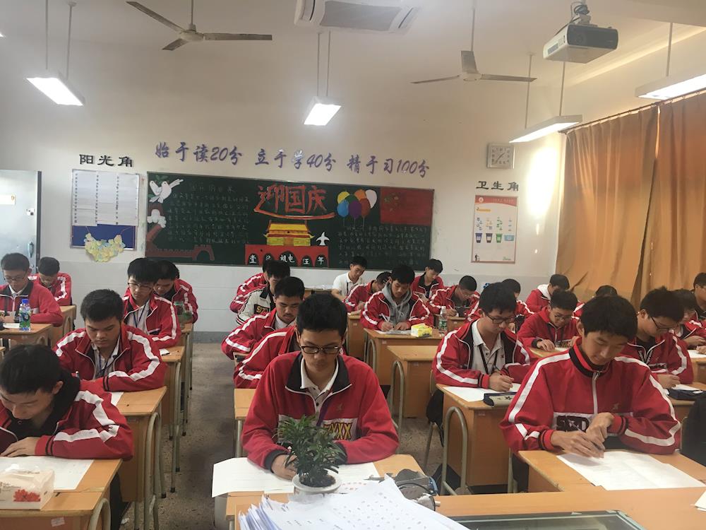 8c0963f7bf4446bcb32f53cb19e1d8c7.jpg 8c0963f7bf4446bcb32f53cb19e1d8c7.jpg