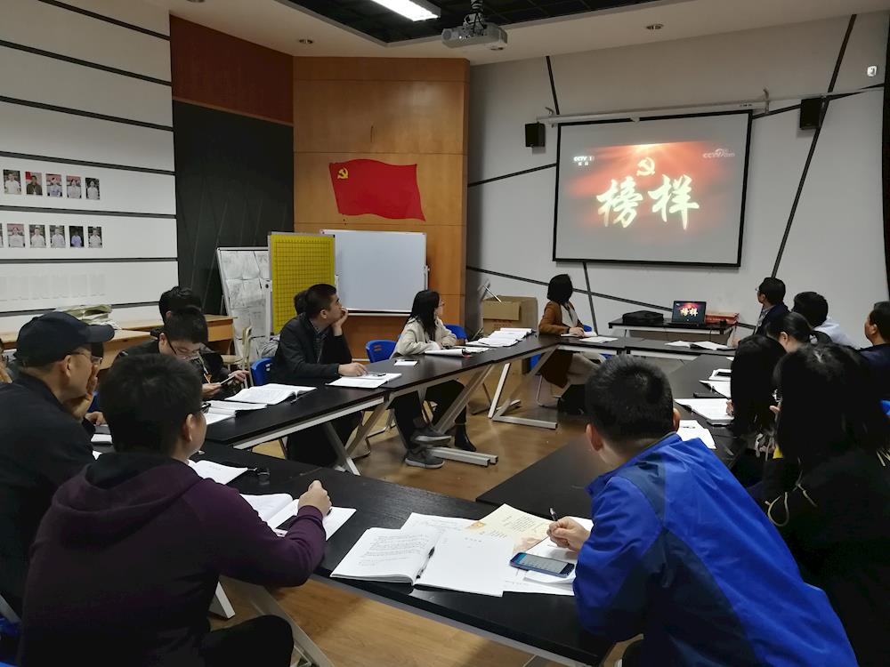 c636d258d15f4ef297d71129c5dc6320.jpg c636d258d15f4ef297d71129c5dc6320.jpg