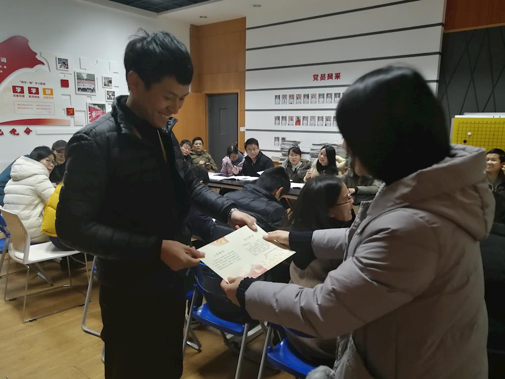 c1008a4f46db4d22b8be0237d1ba0d4b.jpg c1008a4f46db4d22b8be0237d1ba0d4b.jpg