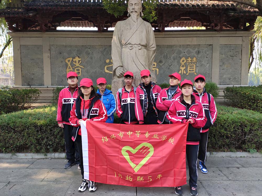 2c3a3265f98e4b10a8a4d4c053be013b.jpg 2c3a3265f98e4b10a8a4d4c053be013b.jpg