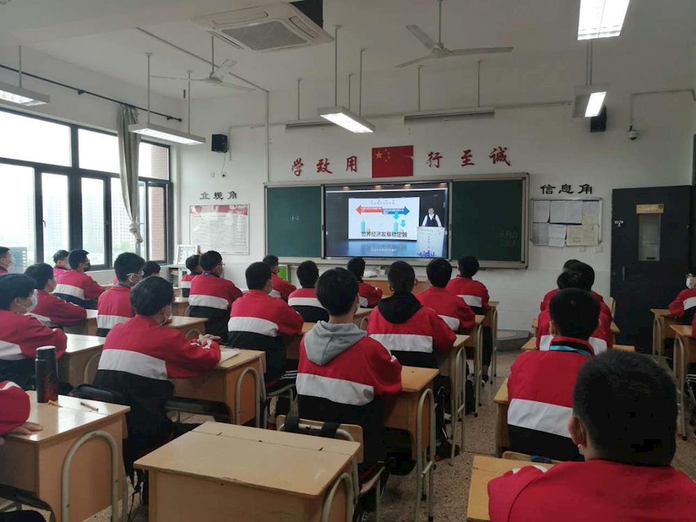 b2bd5ed0a18647639afed74dd7611228.jpg b2bd5ed0a18647639afed74dd7611228.jpg