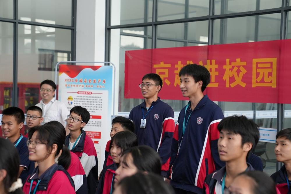 4e5d56fa3d9b48d9bd4bc4dbf8b69711.jpeg 4e5d56fa3d9b48d9bd4bc4dbf8b69711.jpeg