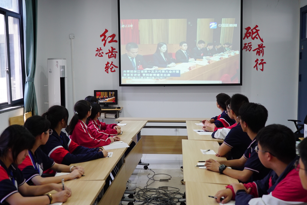 9c343d0d4a7b4f2a95700f5ab133cb93.png 9c343d0d4a7b4f2a95700f5ab133cb93.png