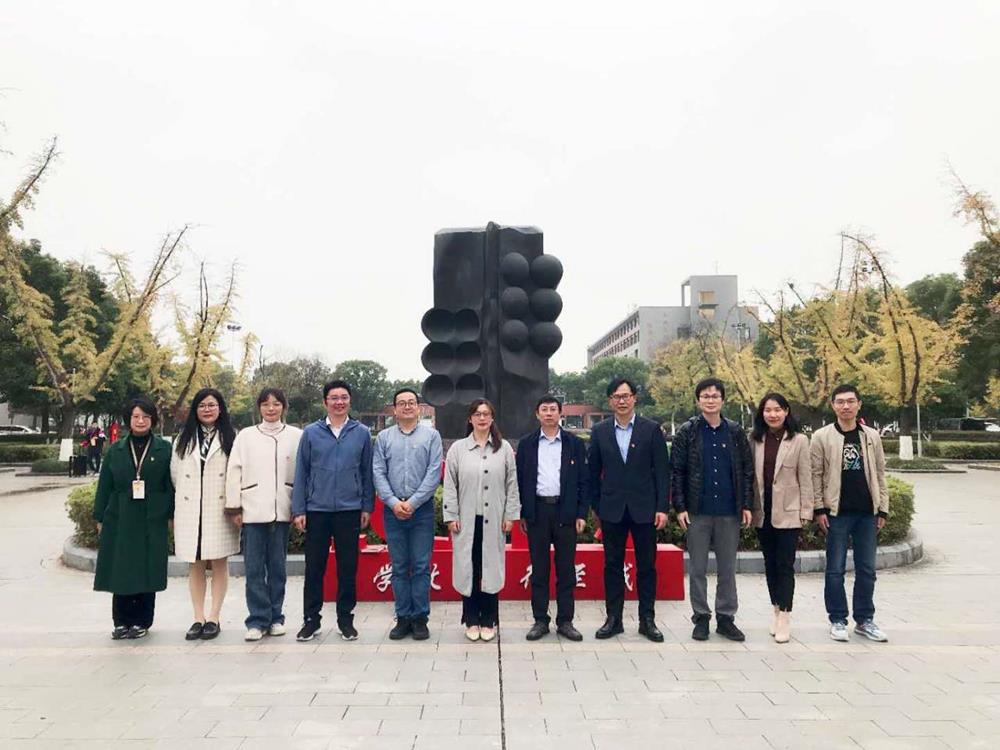 08b35afbd2aa48c1a0daa1198e242639.jpg 08b35afbd2aa48c1a0daa1198e242639.jpg