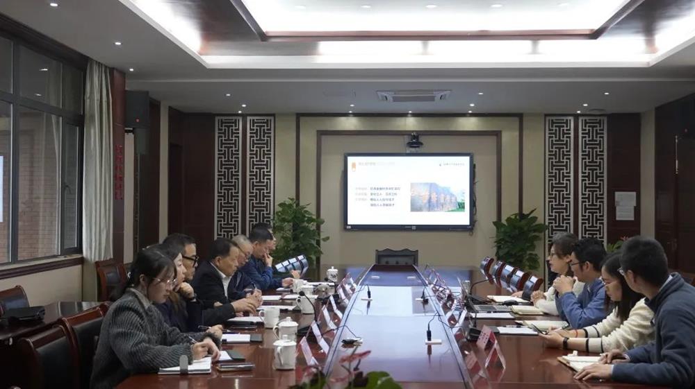 271a137f0b5447198e983a82cc66950e.jpg 271a137f0b5447198e983a82cc66950e.jpg