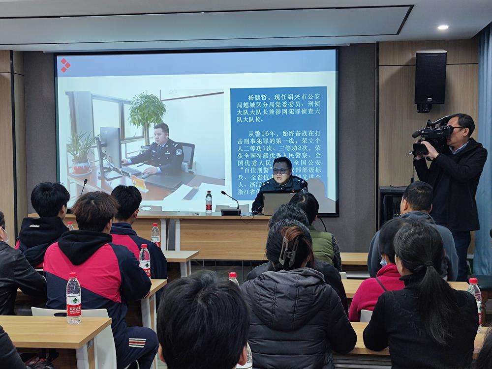 34f7b4fdc9764d118ca10126eb7462f9.jpg 34f7b4fdc9764d118ca10126eb7462f9.jpg