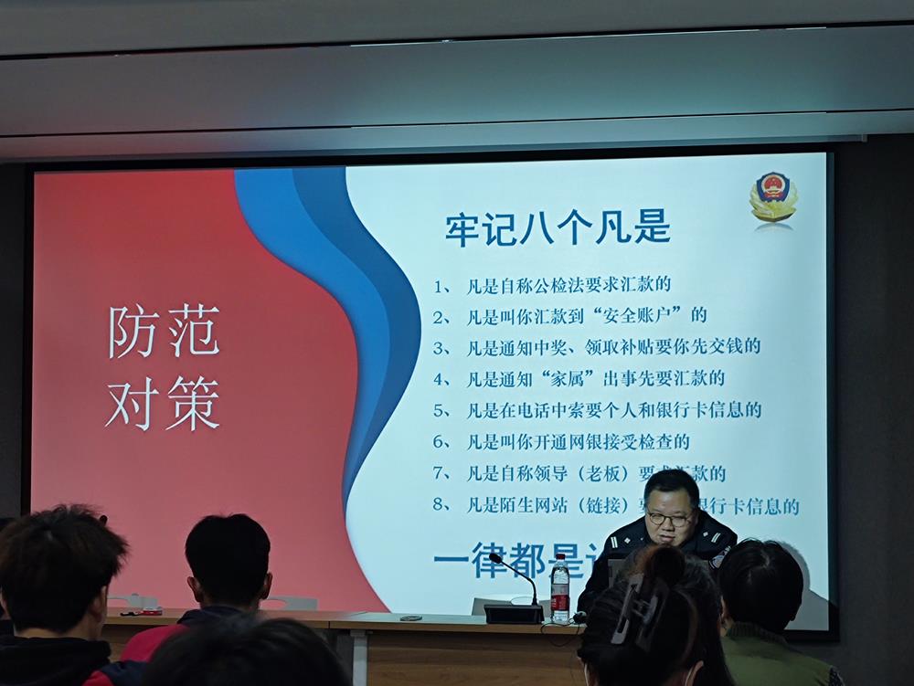 69bd6417ff8f40ba88d96d107cbf4da4.jpg 69bd6417ff8f40ba88d96d107cbf4da4.jpg