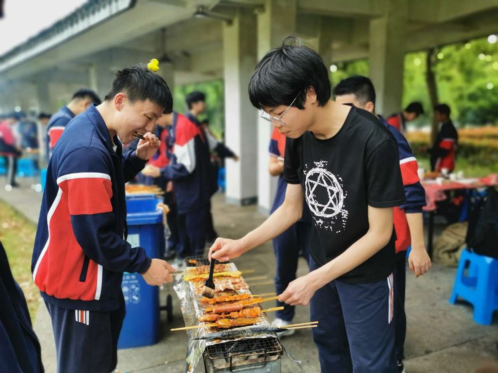 048d7fee98d94ff792d80654c7dd86a6.png 048d7fee98d94ff792d80654c7dd86a6.png