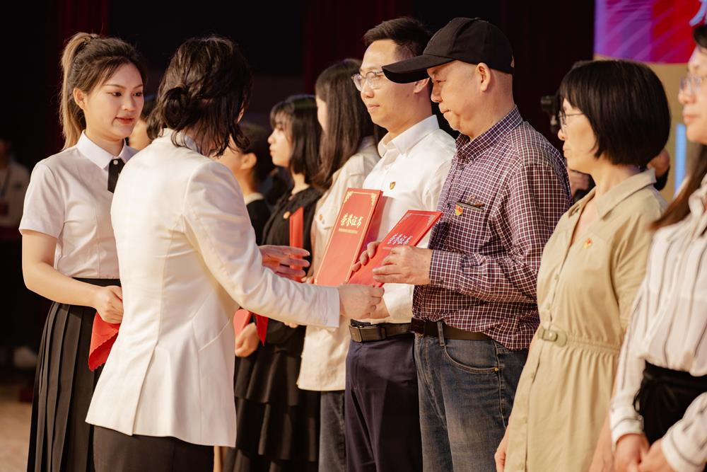 fab26a16c6fc45af8771bb44507e1a0f.jpg fab26a16c6fc45af8771bb44507e1a0f.jpg