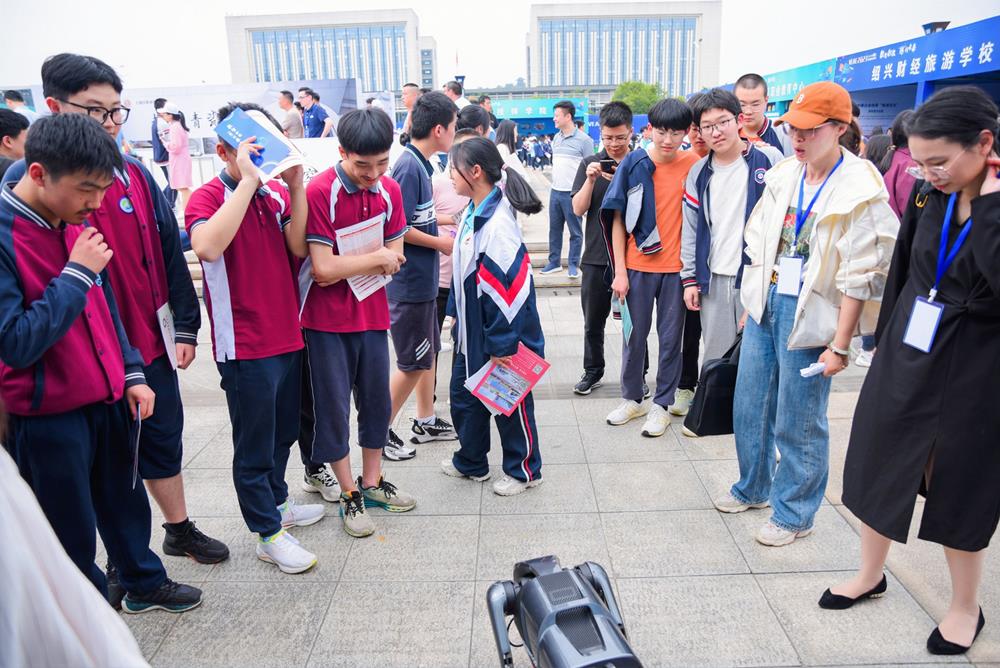 e3e0a9adeb5f47e28c8d7eeb4a79138e.jpg e3e0a9adeb5f47e28c8d7eeb4a79138e.jpg