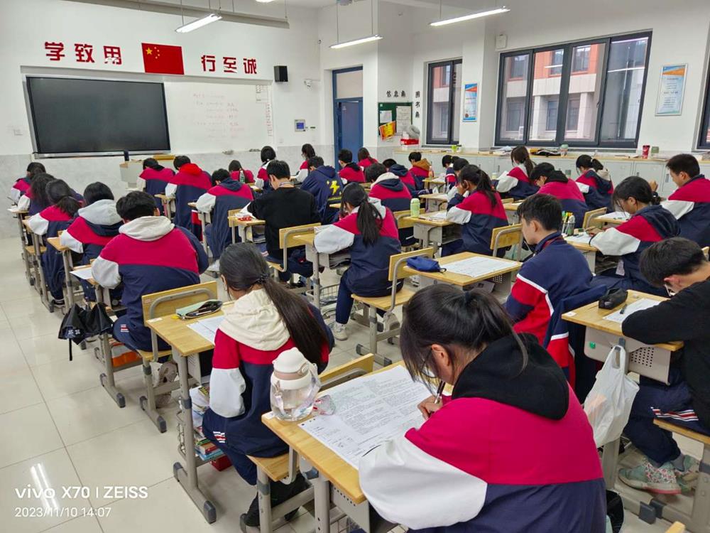 9f3787f749204294bf816747712a774c.jpg 9f3787f749204294bf816747712a774c.jpg