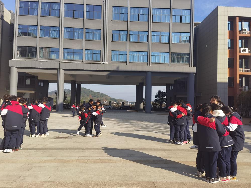 c9afbaf58ce34b2e88cb64bcd0c62fb8.jpg c9afbaf58ce34b2e88cb64bcd0c62fb8.jpg