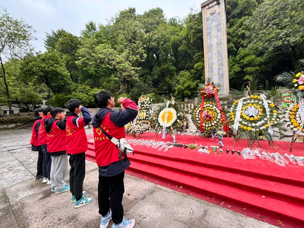 1ab29402465c41f288b2eab8516e1f1b.jpg 1ab29402465c41f288b2eab8516e1f1b.jpg