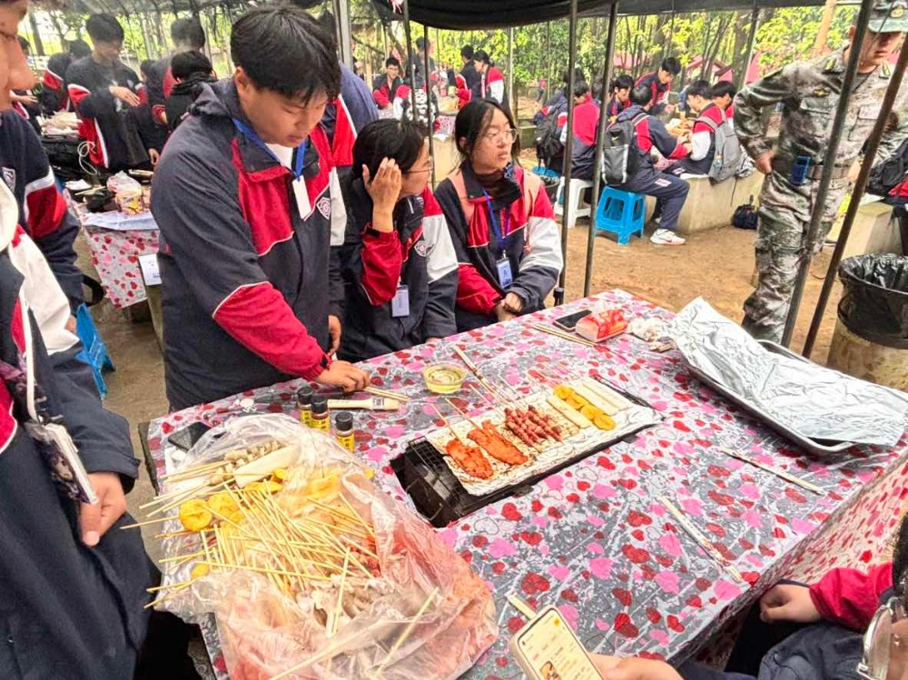 cba5bf24d64548299bfdabafa6b1a4c8.jpg cba5bf24d64548299bfdabafa6b1a4c8.jpg