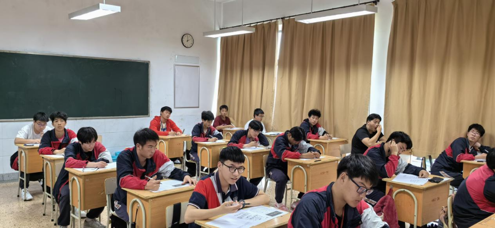 69629cda98f64c32be5c8286aab0fc3b.png 69629cda98f64c32be5c8286aab0fc3b.png