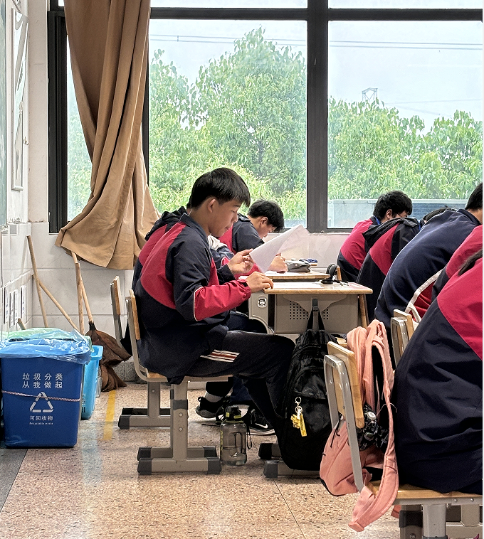 e7e812a5e0e141c0b78c5af41bfa88da.png e7e812a5e0e141c0b78c5af41bfa88da.png