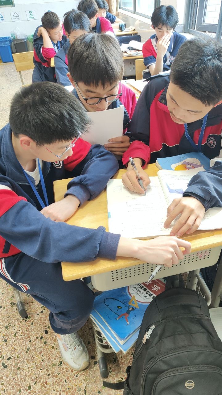 2d698aad27544134bfc05f1db75a27a6.jpg 2d698aad27544134bfc05f1db75a27a6.jpg