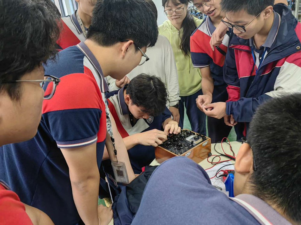 11464ae58a0b4e7b9b70e039147a1867.png 11464ae58a0b4e7b9b70e039147a1867.png