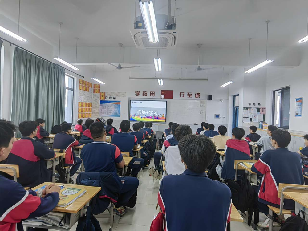 2e563fe0eee94f28a928fa82a6d96de4.png 2e563fe0eee94f28a928fa82a6d96de4.png