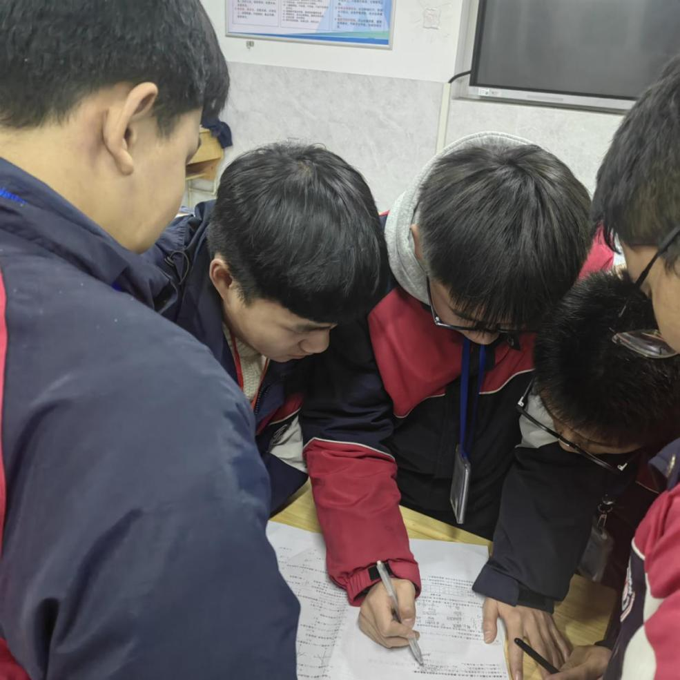 89bb52feafec4edba5b7120183e34b60.png 89bb52feafec4edba5b7120183e34b60.png