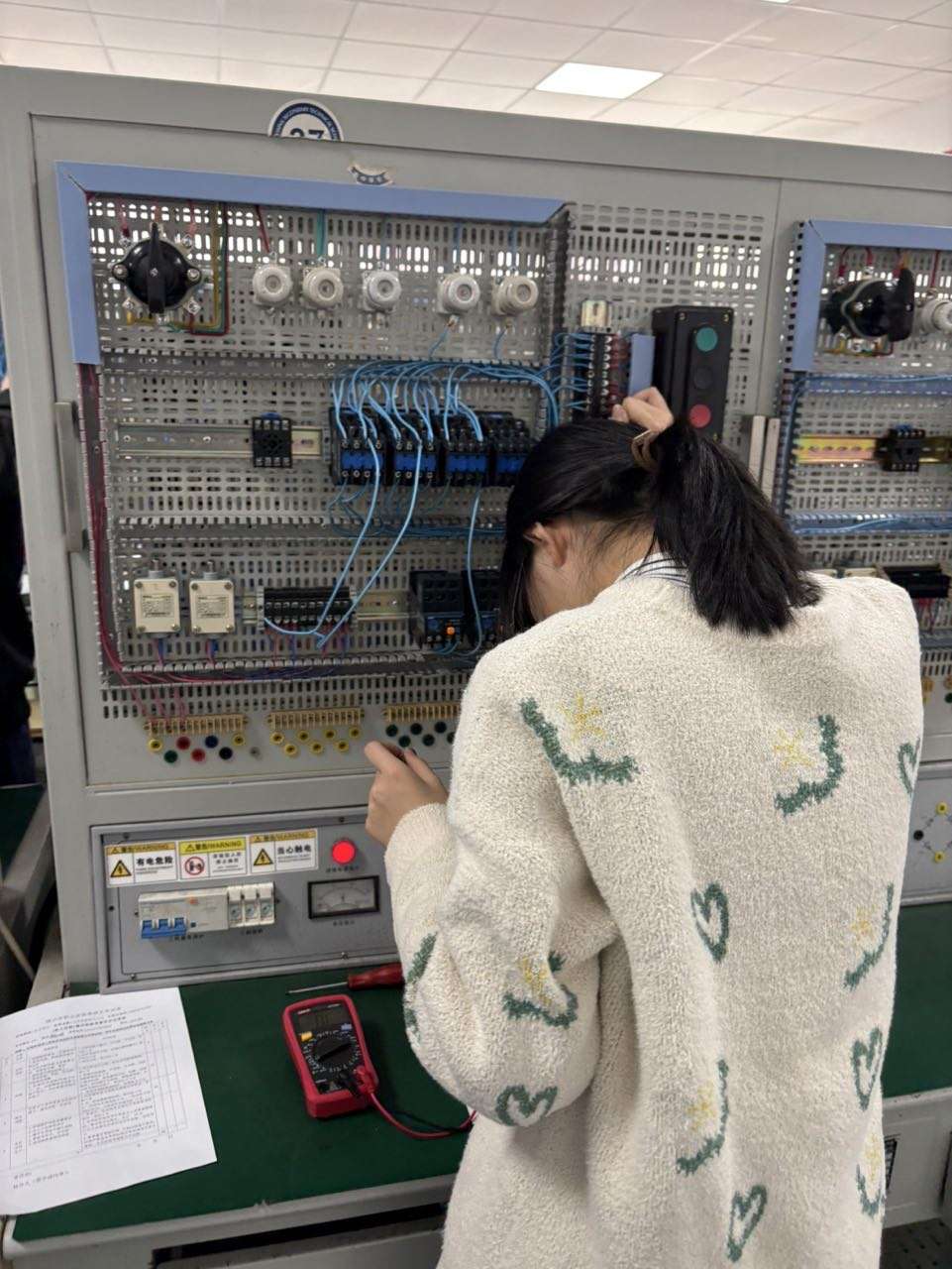 e6f714dad3c2419186bff83fecb1ba01.jpg e6f714dad3c2419186bff83fecb1ba01.jpg