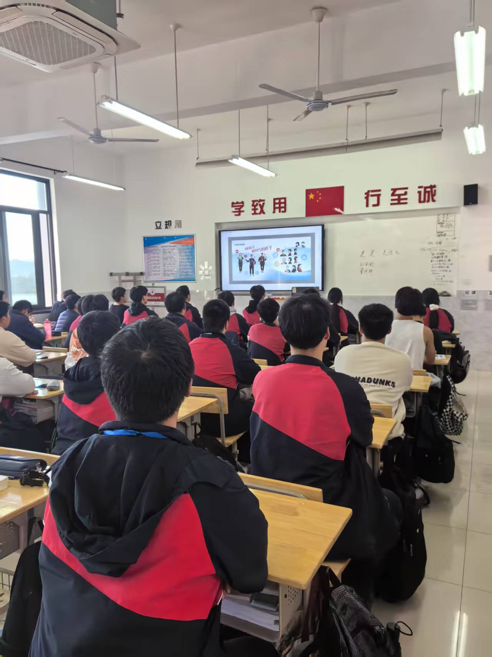 796e13b20f1a4327aa7f94c737e2c661.png 796e13b20f1a4327aa7f94c737e2c661.png