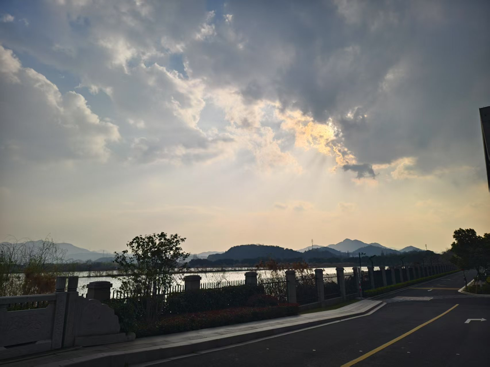 6290e67f272948fe9abbd5d4d761d621.png 6290e67f272948fe9abbd5d4d761d621.png