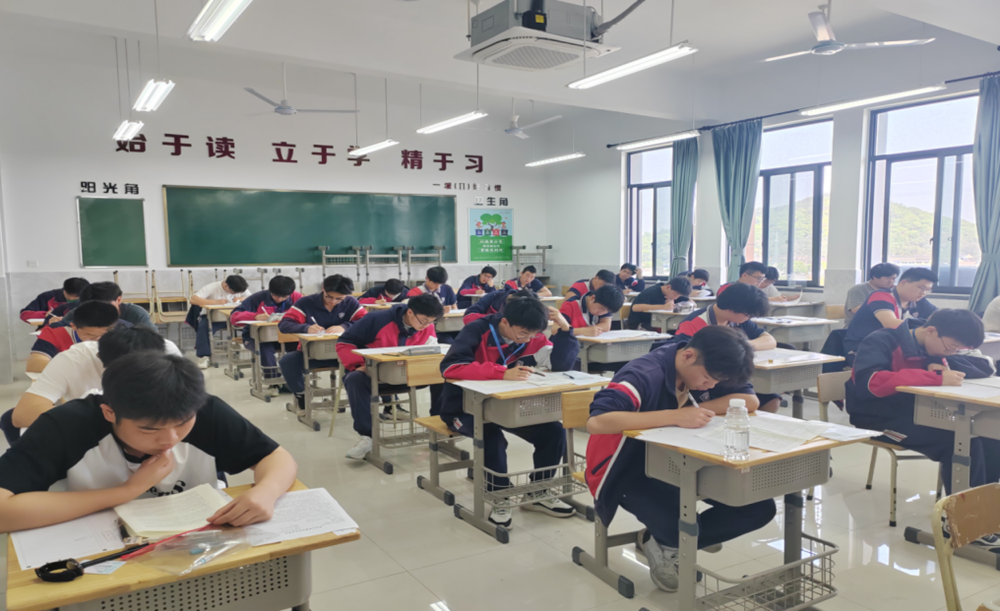 d9e907b7116c40319290227be04a4ba1.png d9e907b7116c40319290227be04a4ba1.png