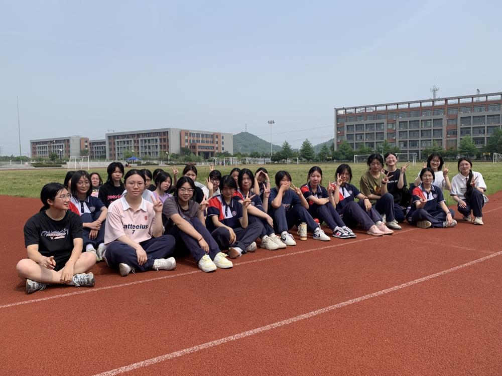 bd8879b2394f4b5a9586b9a1a95532fd.jpg bd8879b2394f4b5a9586b9a1a95532fd.jpg