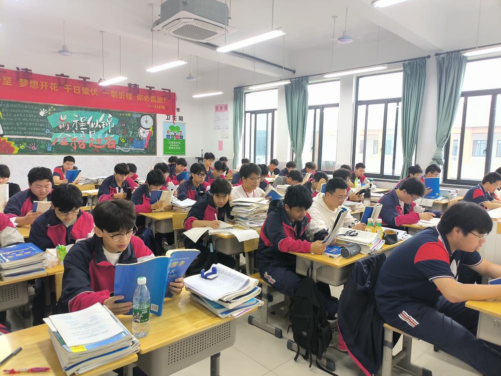 f17e279c2c594c41a83cc4a699608e02.jpg f17e279c2c594c41a83cc4a699608e02.jpg