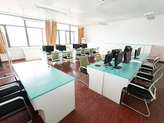 崇技楼A408企业经营模拟实训室